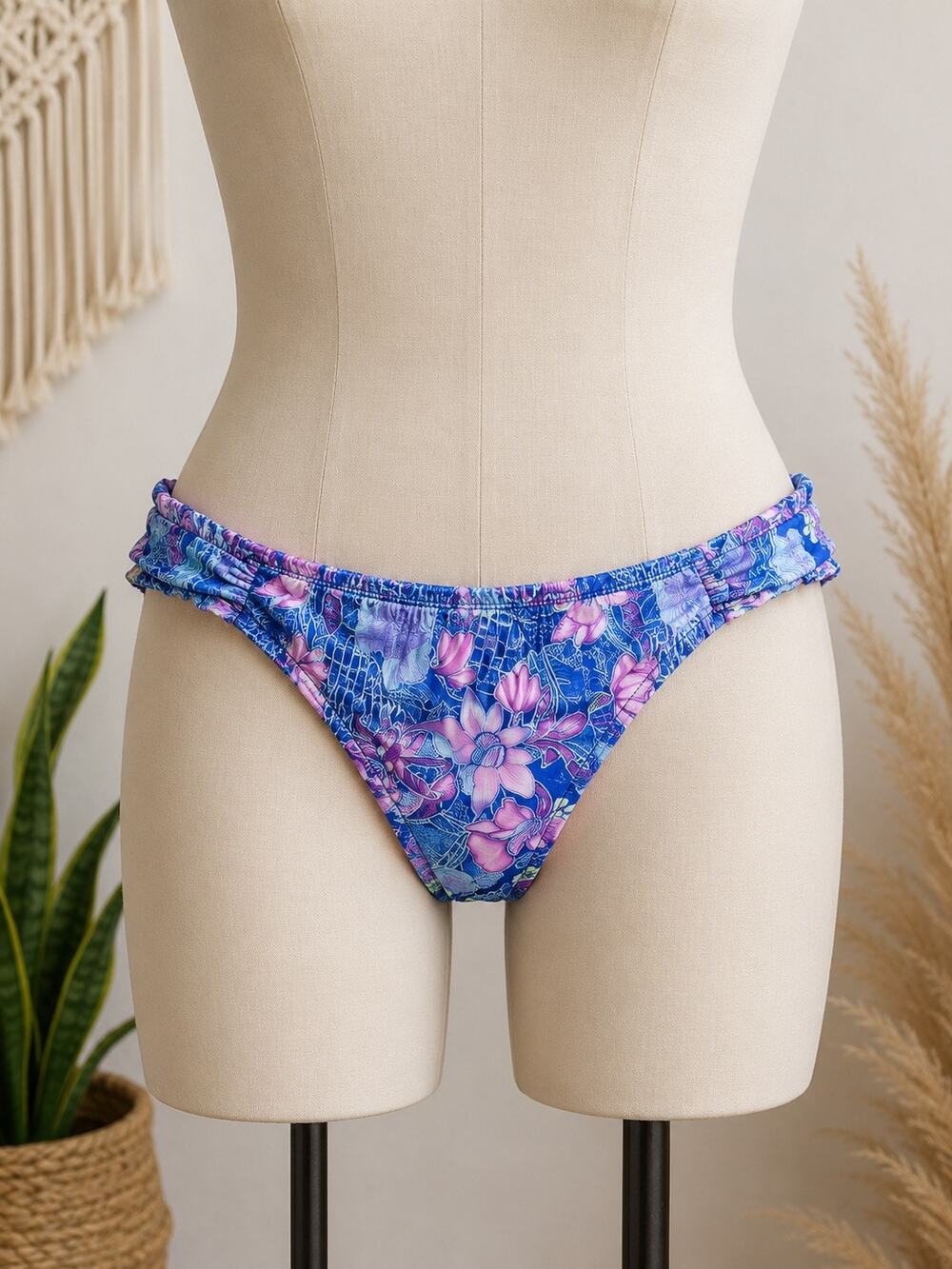 Victoria’s Secret Swim The Cheeky Blue Pink Floral Bikini Bottoms in Large